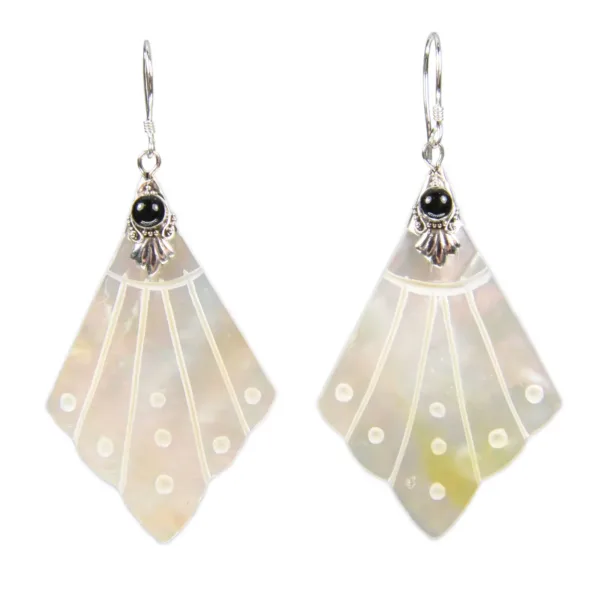 Sterling Silver and Seashell Dangle Earring J7ASS-088-0001